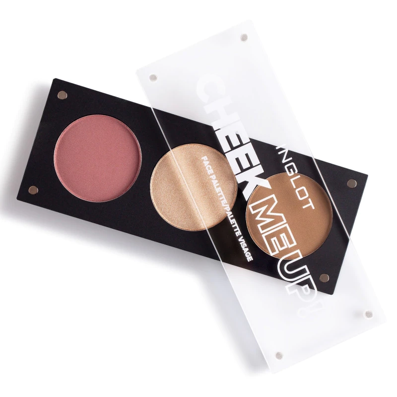 Paleta trio blush, iluminator si sculpting cheek me up